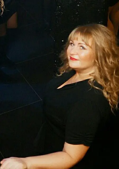 Я Даша, 47, из Кирова, ищу знакомства без обязательств