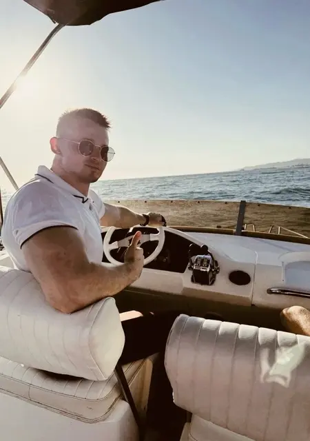 Я Игорь, 32, из Иглина, ищу знакомство для общения