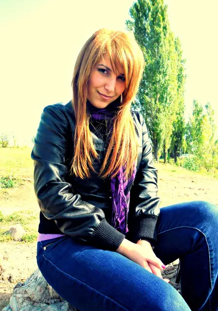 Я Дина, 19, знакомлюсь на одну ночь в Буе