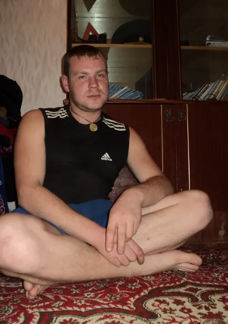 Антон из Суража, мне 39, познакомлюсь для дружбы