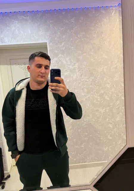 Саша из Пятигорска, мне 23, познакомлюсь для приятного времяпровождения