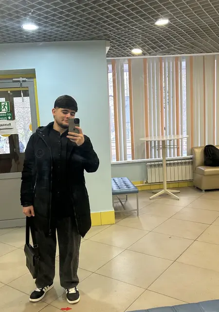 Я Khusrav, 20, знакомлюсь для постоянных отношений в Санкт-Петербурге
