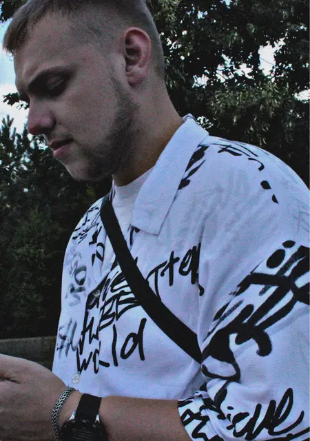 Я Егор, 23, из Крымска, ищу знакомство для вирта