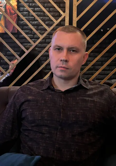 Евгений из Санкт-Петербурга, ищу на сайте совместные путешествия