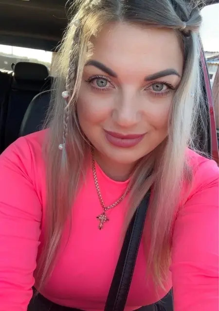 Карина из Ярославля, ищу на сайте знакомства без обязательств