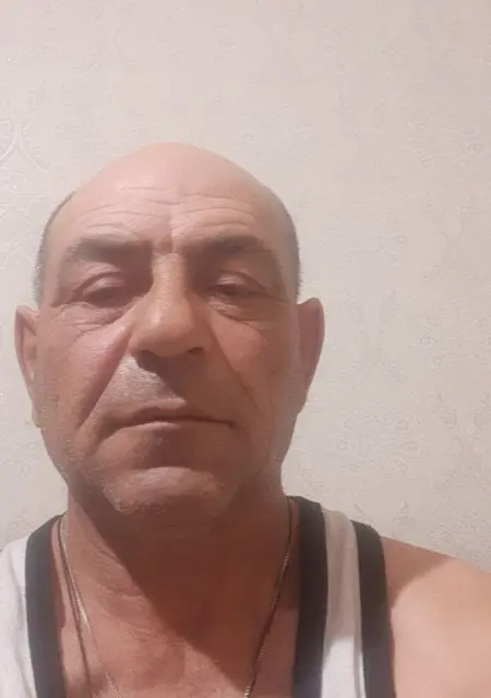 Я Игорь, 55, знакомлюсь на одну ночь в Екатеринбурге