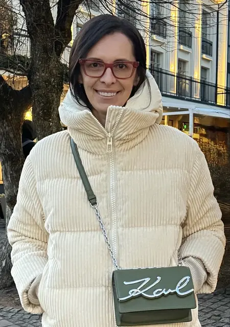 Алена из Калининграда, ищу на сайте дружбу