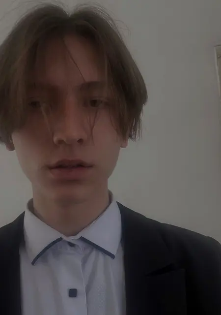 Я Артем, 20, знакомлюсь для дружбы в Ленинске-Кузнецком