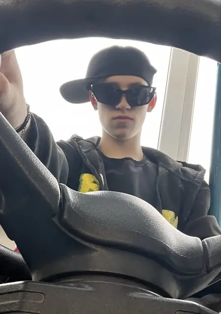 Я Анон, 18, знакомлюсь для дружбы в Раменском