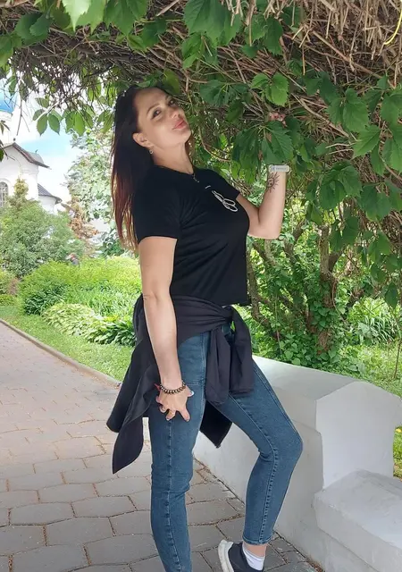 Я Юлия, 36, из Старого Оскола, ищу знакомства на одну ночь