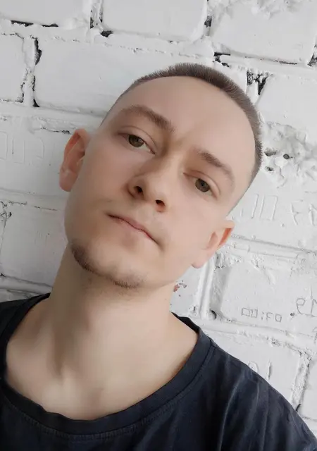 Матвей из Томска, ищу на сайте общение