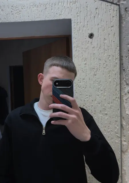 Danil из Темрюка, ищу на сайте знакомства без обязательств