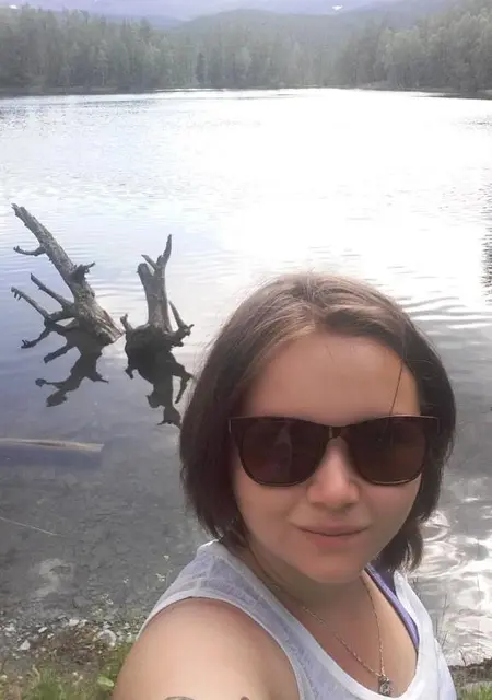 Я Елена, 29, знакомлюсь для постоянных отношений в Таганроге