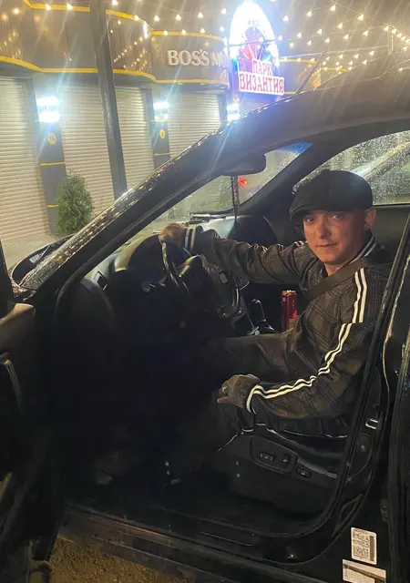 Я Артем, 40, знакомлюсь для общения в Таганроге