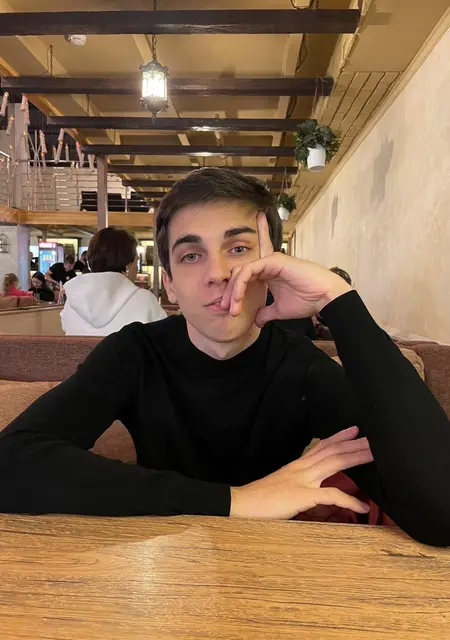 Андрей из Краснодара, мне 24, познакомлюсь на одну ночь